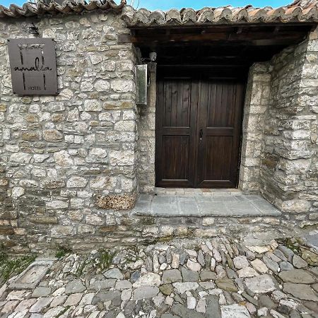 Amalia Hotel Berat Exterior photo